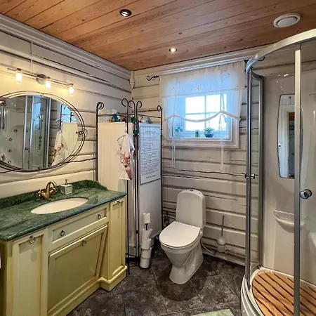 Stunning In With House A Mountain View Feriehus *